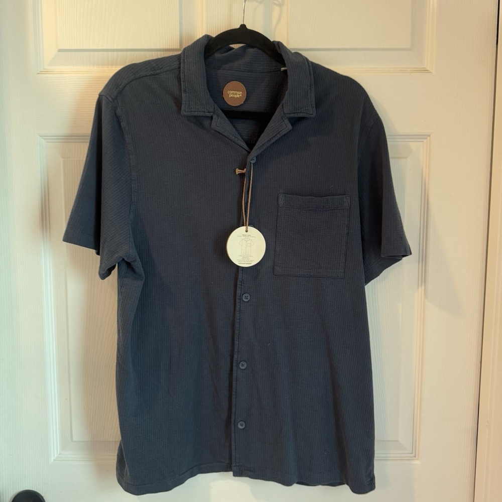 Common People NWT Mapper Short Sleeve Button Down Shirt Washed Blue  Size L